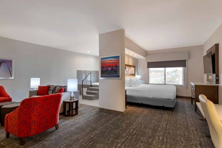 Room 12 of 44
