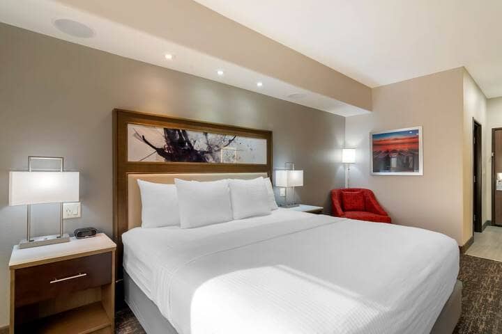 Room 13 of 44
